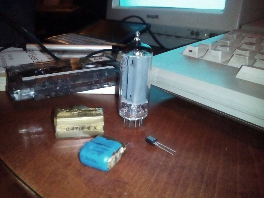 valvole_condensatori.jpg valvole_condensatori.jpg